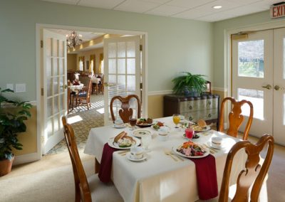 Formal dining area with cloth napkins