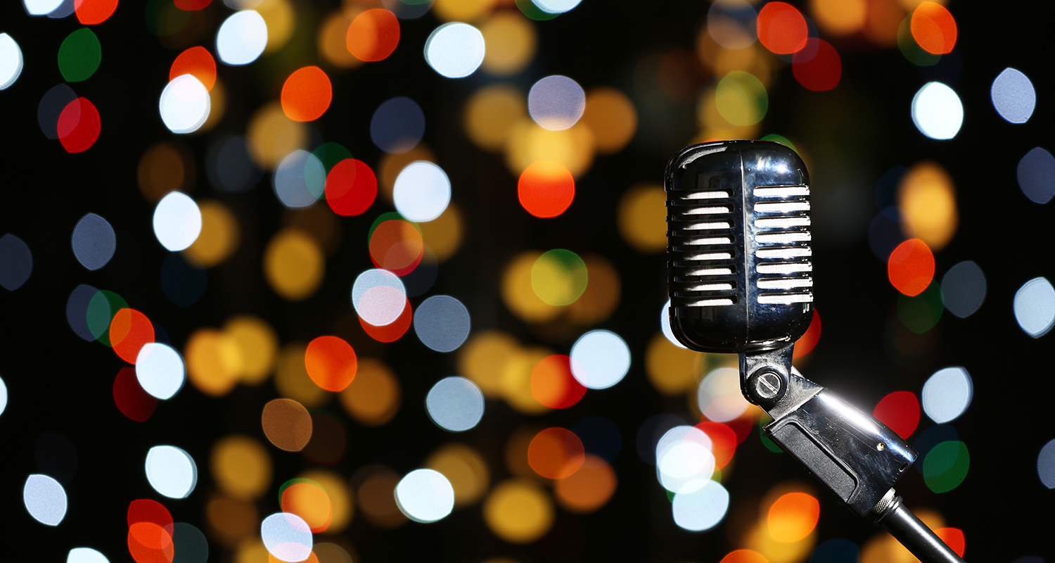 Simpson Meadows: Deck the Halls with Karaoke Night