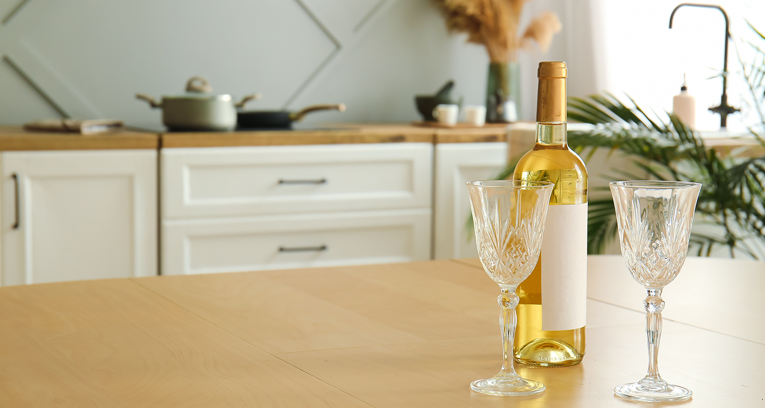 Jenner's Pond: Small Bites. Big Space.